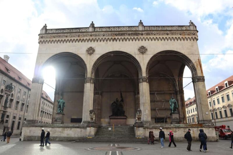 Munich: "The Beginning and End of the Third Reich" Walking Tour - A Deep Dive into the Tour Experience