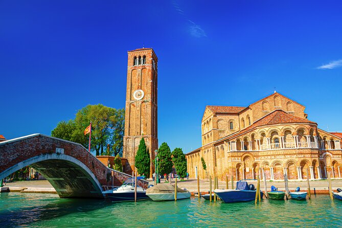 Murano & Burano Islands Guided Small-Group Tour by Private Boat - What to Bring and Expect