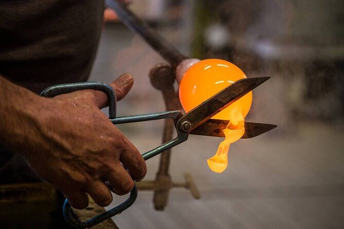 Murano & Burano Islands Tour with Glass-blowing Factory Visit - The Experience: What to Expect