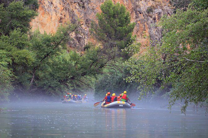 Murcia: Canyon of Almadenes Rafting, Caves & Photos - The boat ride through the canyon: the scenery comes with context