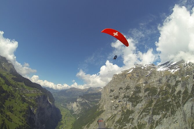 Mürren: Paragliding over the Lauterbrunnen Valley - What You’ll Do Before Launch (This Matters More Than People Think)