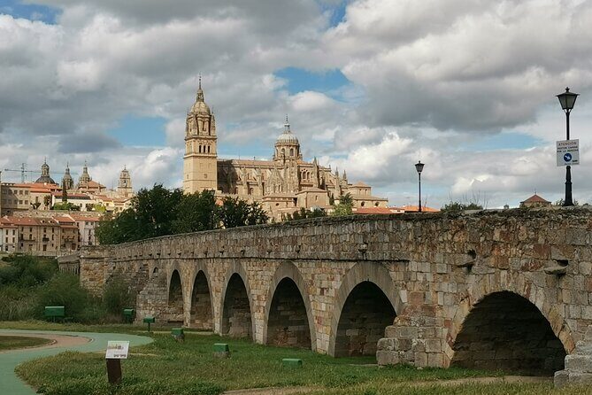Must see Salamanca Walking Tour (could be billingual) - Why This Tour Is Worth Considering