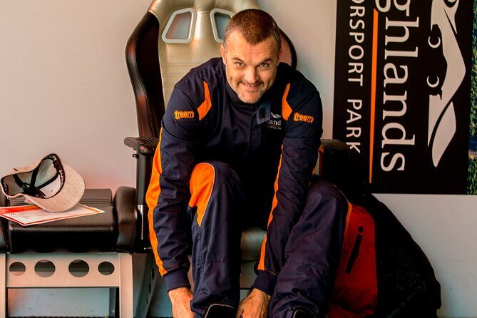 Mustang V8 U-Drive - Highlands Motorsport and Tourism Park - The Booking Process and Logistics