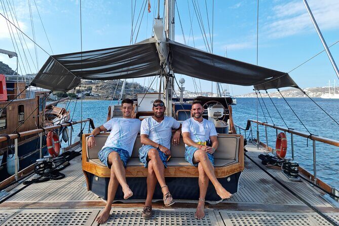 Mykonos Sail Cruise to Rhenia, Guided Tour of Delos, Lunch&Drinks - An Honest Breakdown of the Experience