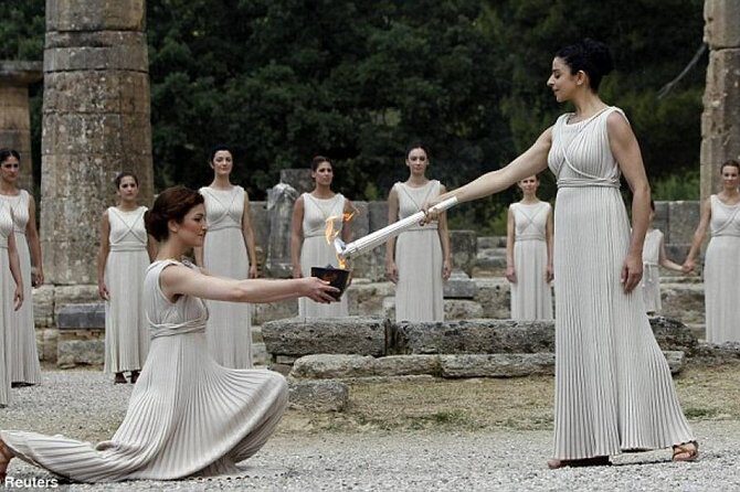 Mykonos & Santorini from Athens - What to Expect in Mykonos