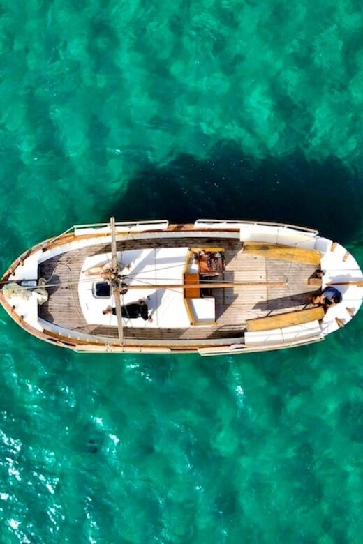 MYKONOS SOUTH COAST OR DELOS & RHENIA MORNING PRIVATE CRUISE - Key Points