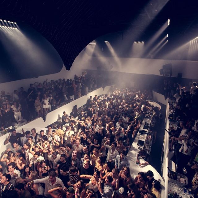 Mykonos: VIP Nightlife Reservations - The Morning: Beach Club & Sunbathing