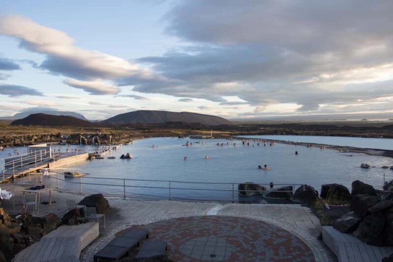 Mývatn: Guided Hike and Nature Baths Entry with Transfer - Key Points