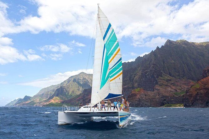 Na Pali Coast Kauai Snorkel and Sail - Key Points