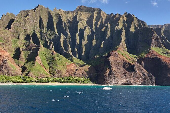 Na Pali Sunset & Sightsee Boat Tour - What to Expect on the Na Pali Sunset & Sightsee Boat Tour