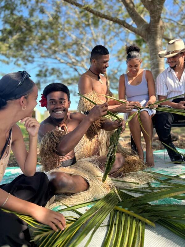 Nadi: VOU HUB Fijian Arts & Cultural Experience with Show - The Performers and the Show