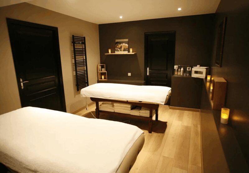 Nantes - Noirmoutier : Romantic Stay - Practical Details and Traveler Tips