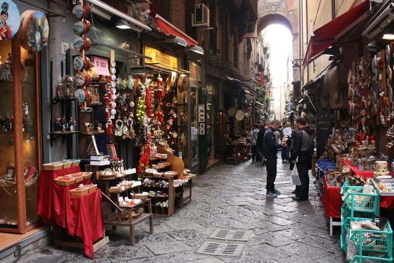 Naples behind the scene walking guided tour - In-Depth Look at the Naples Behind the Scene Tour