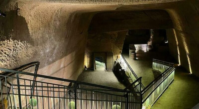 Naples: City and Lapis Museum Tour with an Archaeologist - Key Points