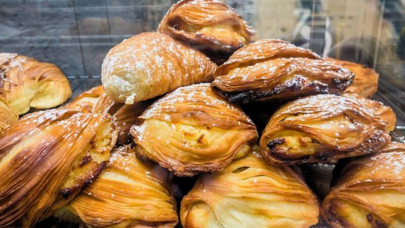 Naples: guided tour of Spaccanapoli and street-food tasting - Who Should Consider This Tour?