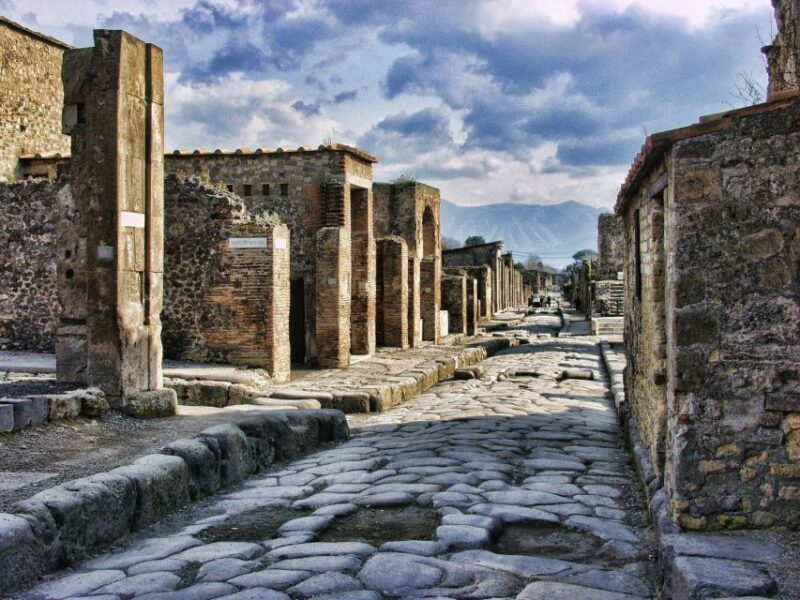 Naples: Half-Day Pompeii Tour - Key Points
