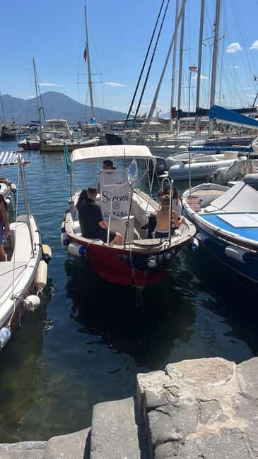 Naples: Half-hour boat tour along the waterfront - Key Points