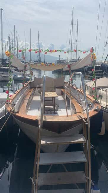 Naples: Half-hour boat tour along the waterfront - The Real Value of This Experience