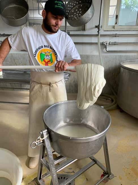 Naples: Mozzarella Experience, Taste of Southern Italy - Garden, Food, and Beverages