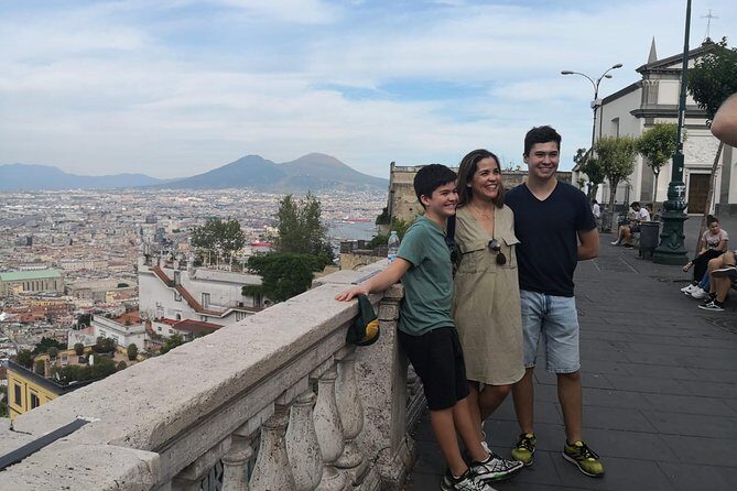 Naples Panoramic Walking Tour: From the hill to the center - FAQ