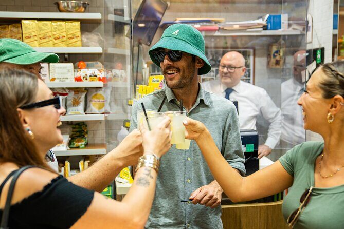 Naples Pizza & Drinks Tour: A Slice of Naples with Eating Europe - The Itinerary in Detail