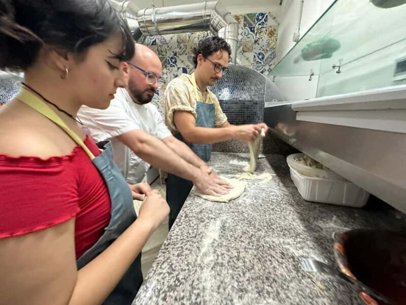 Naples: Pizza Experience and Artisan Tasting - Analyzing the Value
