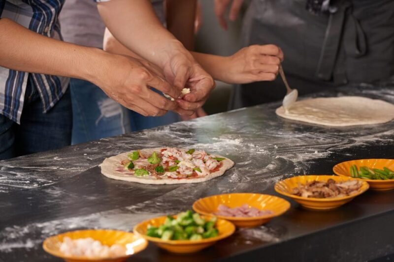 Naples Pizza Making Class: Authentic Culinary Experience - Key Points