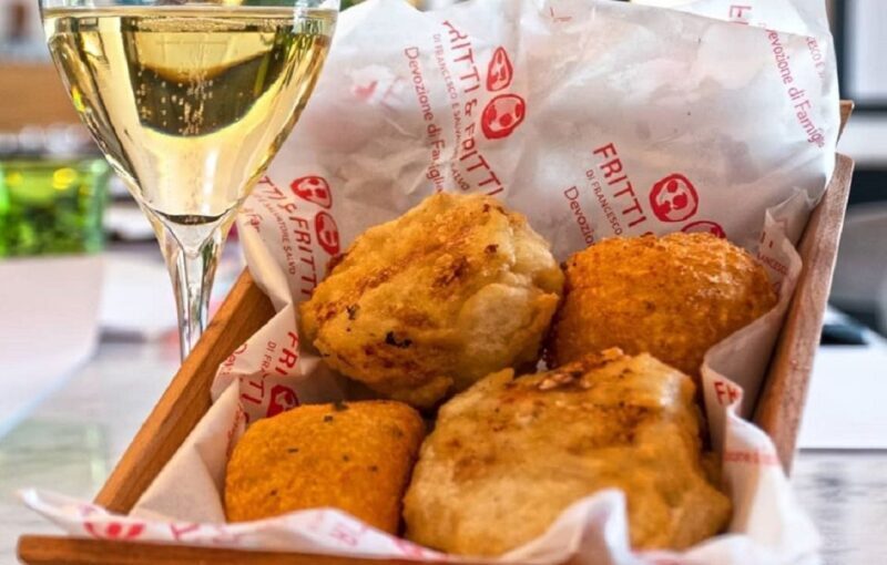 Naples: Pizza tasting gourmet experience - Naples: Pizza tasting gourmet experience — A genuine look