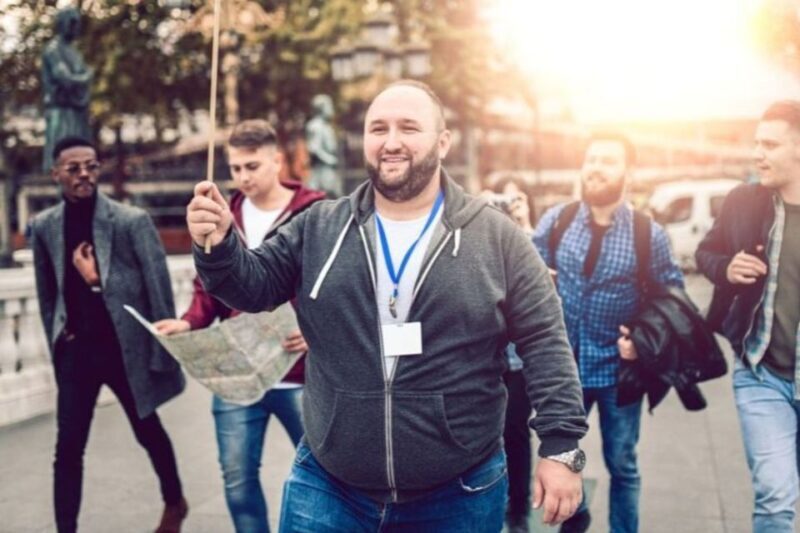 Naples: Private custom tour with a local guide - Key Points