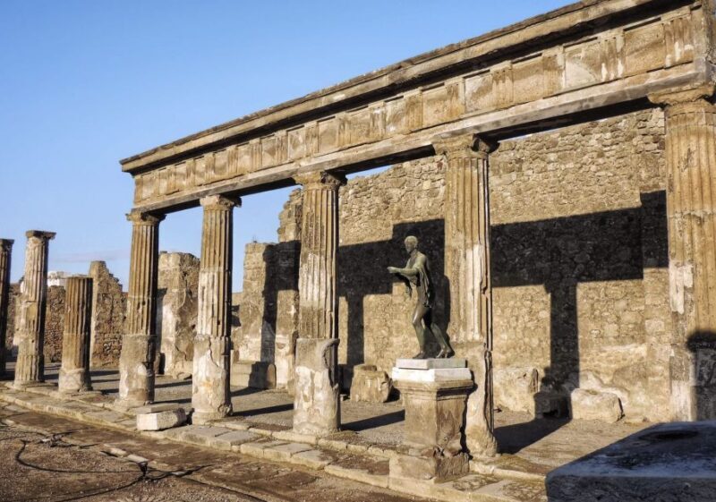 Naples: Private Pompeii and Amalfi Coast Day Trip - The Amalfi Coast: Beauty in Motion