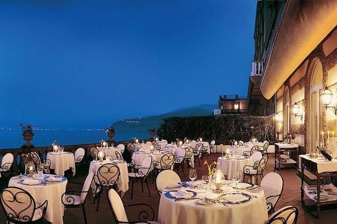 Naples: Romantic Gourmet Dinner on the Rooftop Terrace - Who Is This Experience Best For?