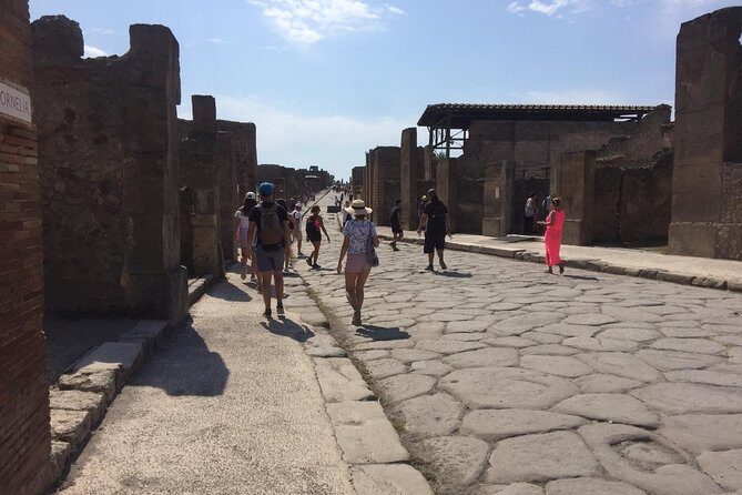 Naples Shore Excursion: Pompeii Independent Half-Day Trip - What the Tour Offers: A Practical Breakdown