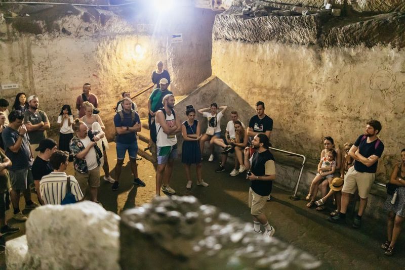 Naples: Spanish Quarters Underground Guided Tour - Nerves and Comfort: Narrow Passages, Steps, and Claustrophobia