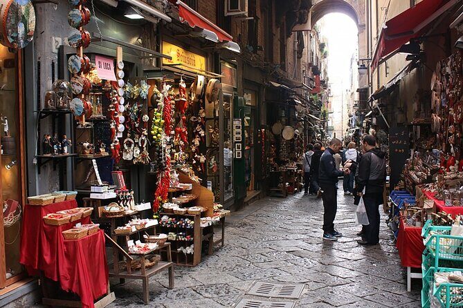 Naples Street Art Tour in Quarters Spagnoli - Key Points