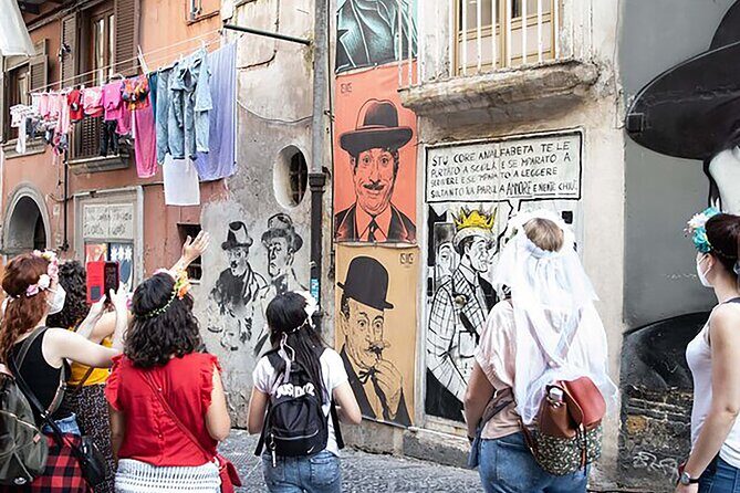 Naples Street Art Tour in Quarters Spagnoli - Group Size and Practical Details