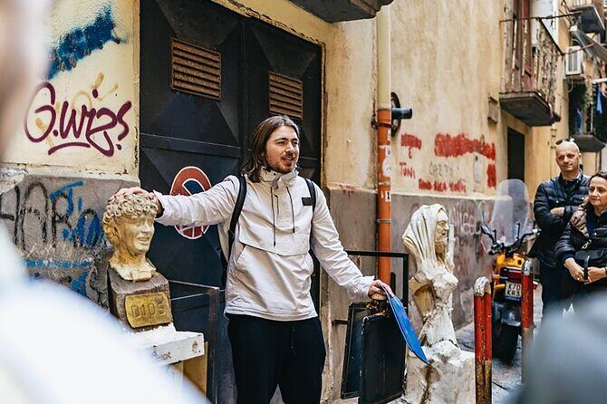 Naples Street Art Tour in Quarters Spagnoli - FAQs