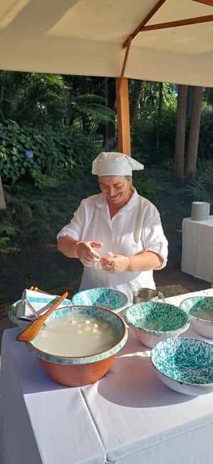 Naples: Street Food Tour with Typical Desserts exploring the authentic Naples - Discovering Naples: What to Expect on the Tour