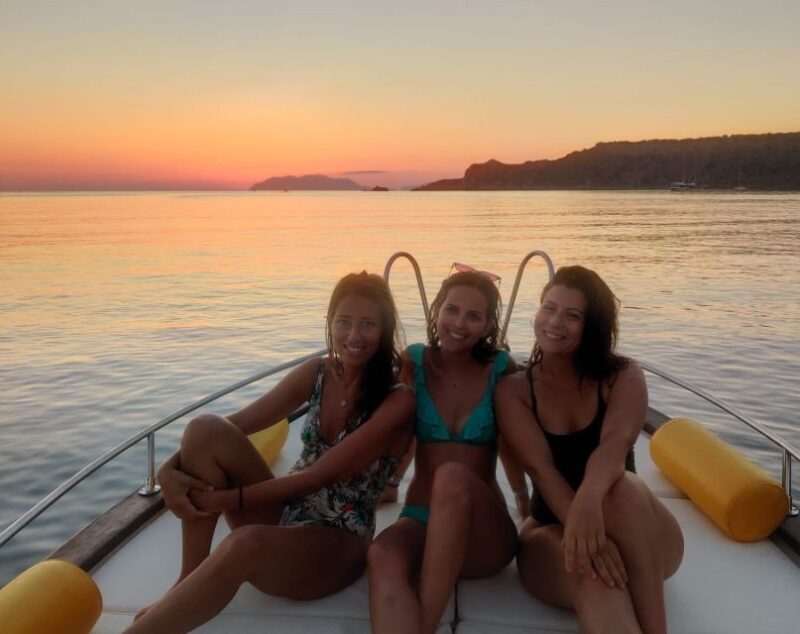 Naples: Sunset Cruise Naples Bay - Exploring the Naples Sunset Cruise