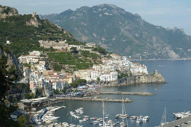 Naples to the Amalfi Coast area - The Details of the Naples to Amalfi Coast Transfer