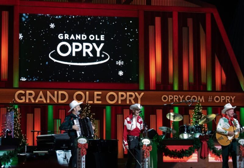 Nashville: Country Christmas Music Show at the Opry House - Deep Dive into the Experience