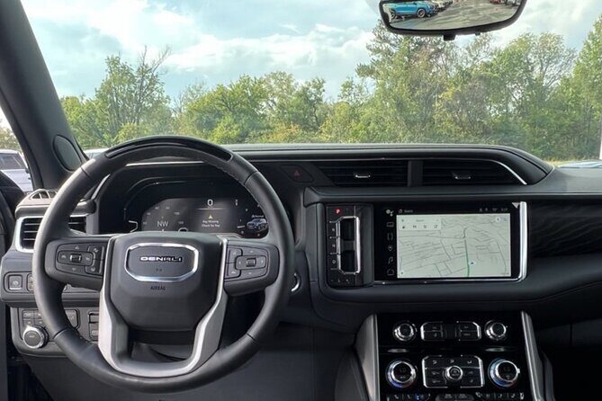 Nashville Limo Service and Airport Transportation Arrival - Who Would Love This?