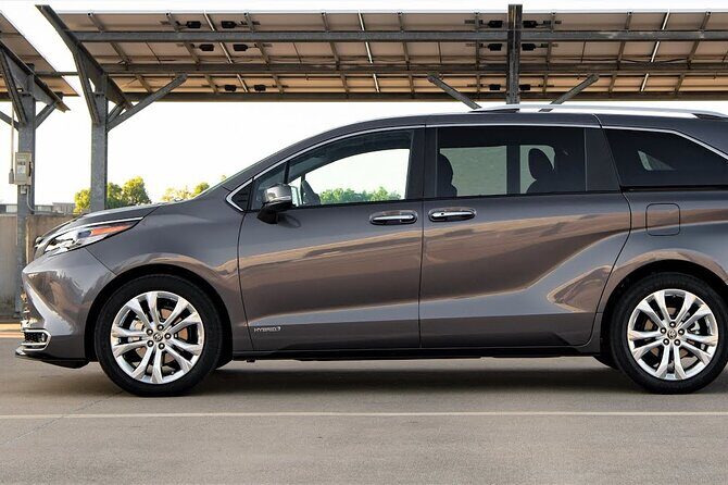 Nashville Private Airport Transfer - A Closer Look at the Nashville Private Airport Transfer Experience