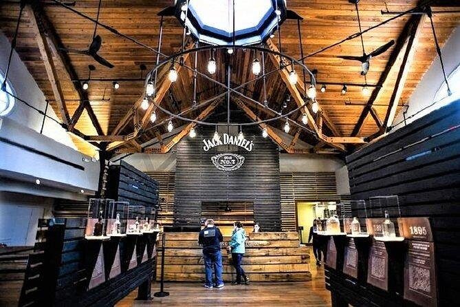 Nashville to Jack Daniel's Distillery Bus Tour & Whiskey Tastings - Transportation and Logistics
