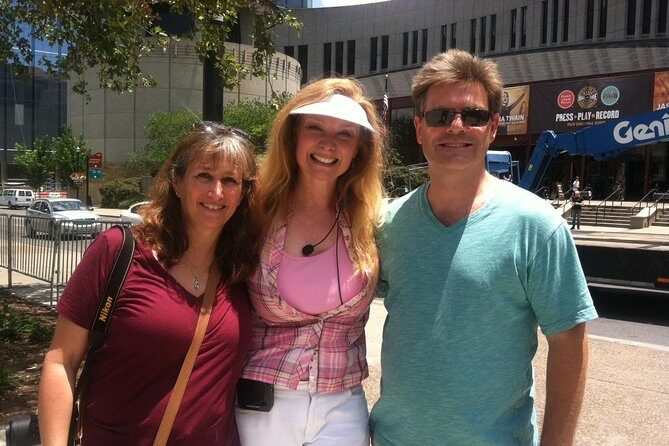 Nashville's "Famous Footsteps" Guided Walking Tour - FAQ