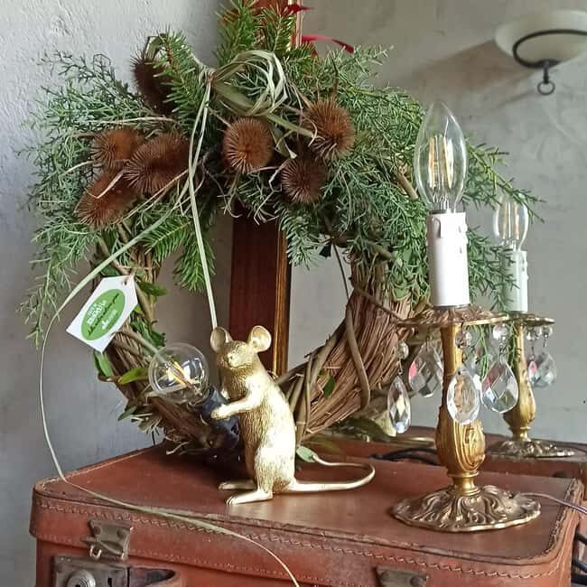 Natural garland creation workshop with forest materials, in Todi - Practical Details and Tips