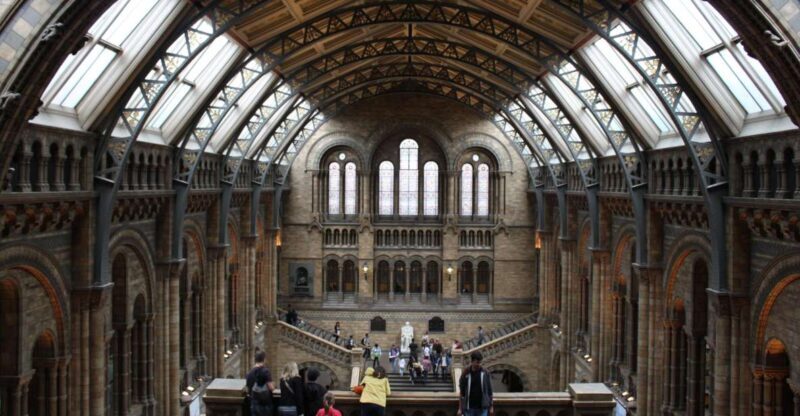 Natural History Museum e Kensington Garden - A Closer Look at the Experience