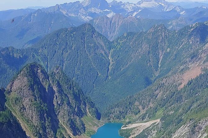 Nature Tour/Hike - Discovering the Pacific Northwest’s Natural Charm