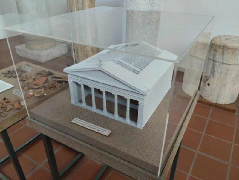 Naxos: Highlights Bus Tour with Free Time for Lunch and Swim - Who Should Consider This Tour?