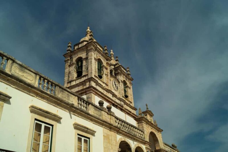 Nazaré: Walking Tour with Funicular & Local Guide - FAQs