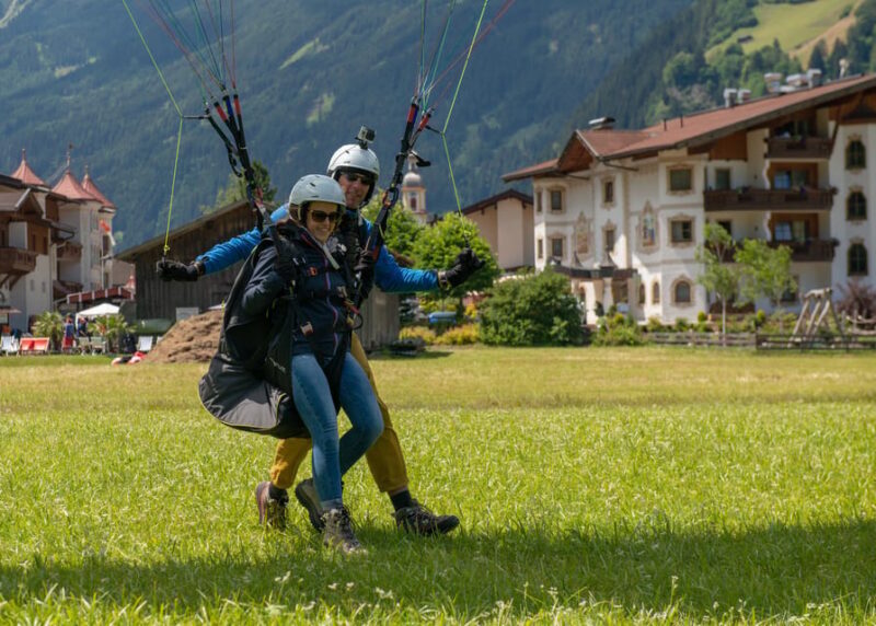 Neustift im Stubaital: Tandem Paragliding Flight - Experience Highlights Based on Reviews